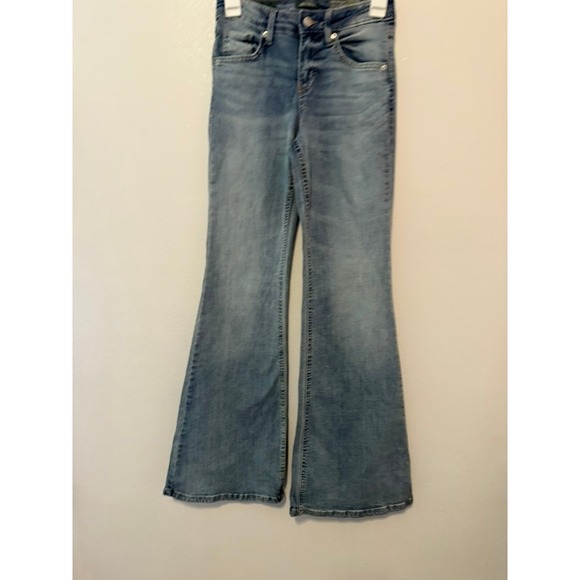 wild fable Denim - Wild Fable Womens Mid-Rise Flare Jeans Light Wash High Stretch Blue 00/32 Inseam